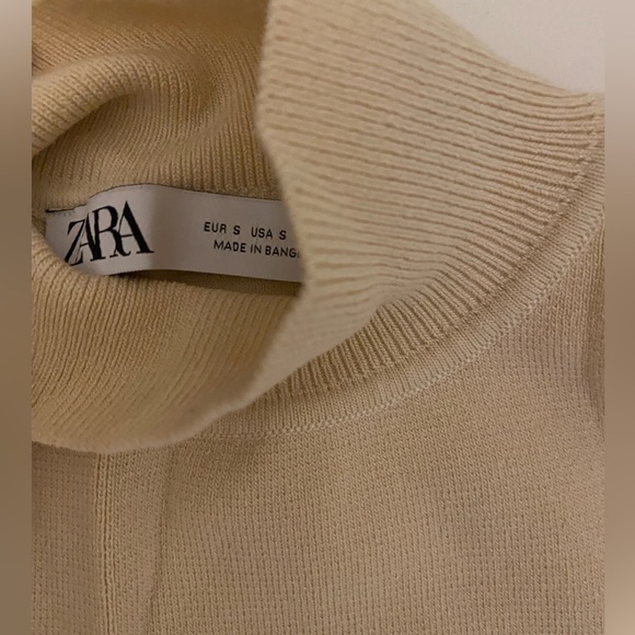 Zara high mock new white sculpt tank | Size S - Picture 2 of 4